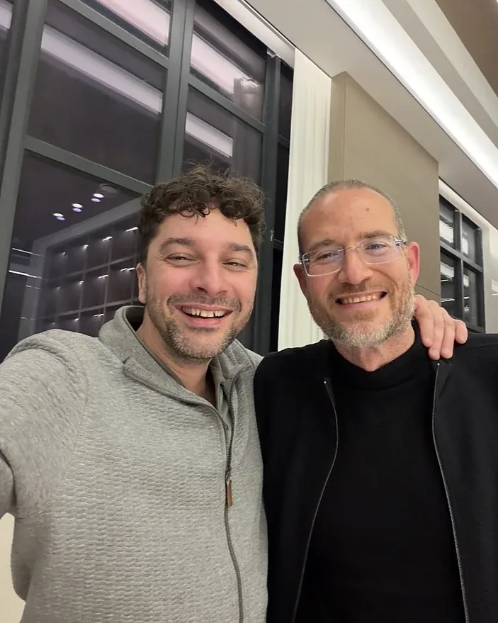 Marc Herdes met John