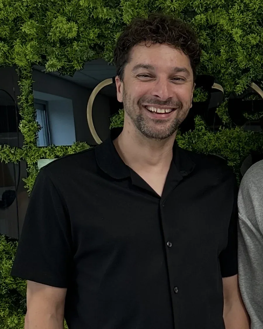 Marc Herdes op kantoor